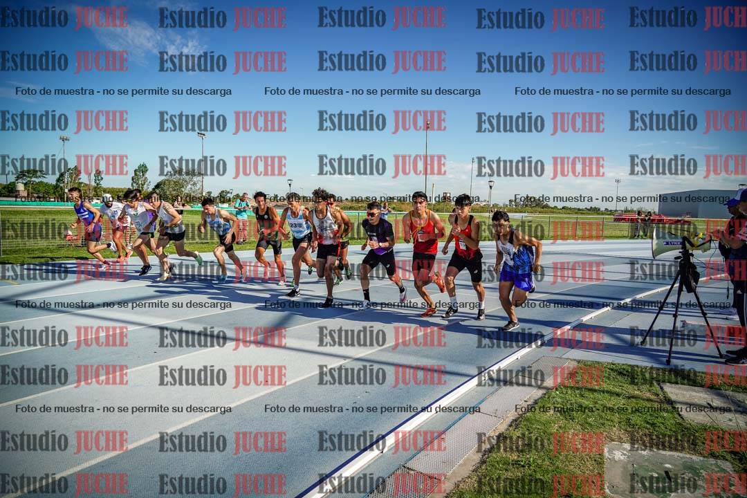 Fotos de los 1500 m llanos de varones