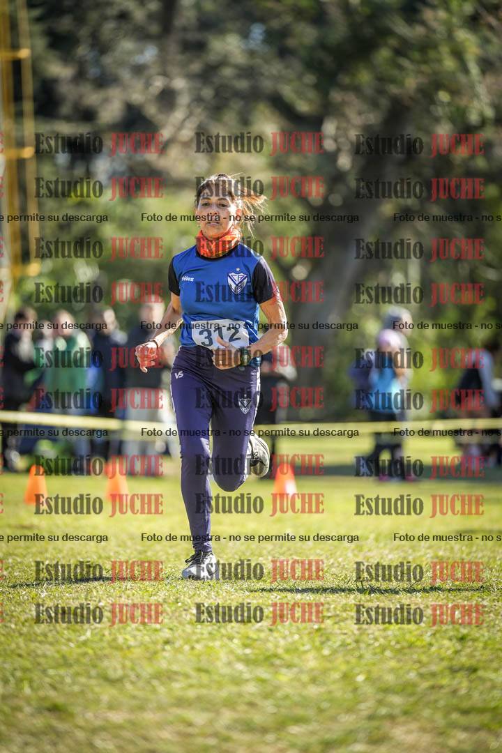Fotos de la llegada del cross de 1500 m