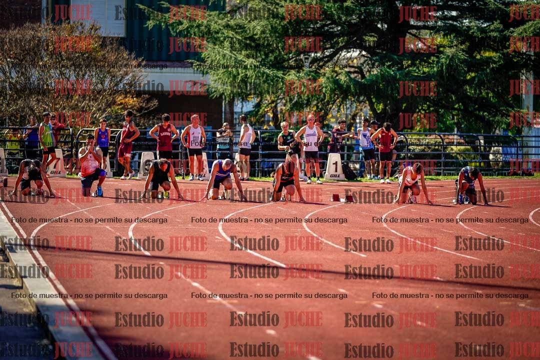 Fotos de los 100 m llanos de varones