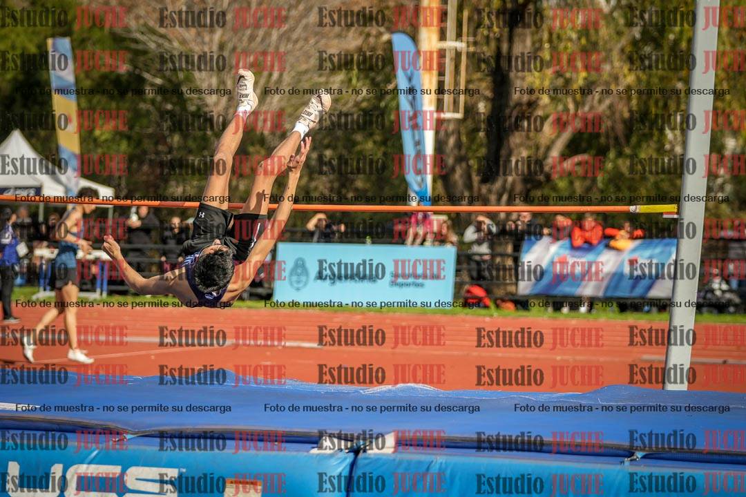 Fotos del salto en alto de varones