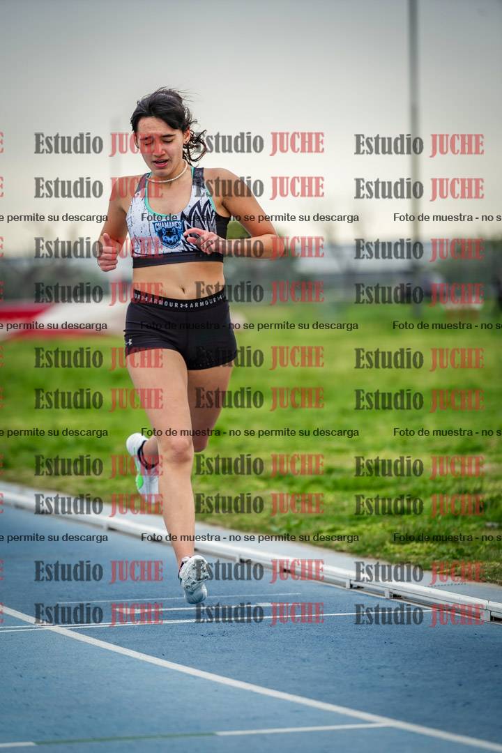 Fotos de los 300 m llanos de mujeres - U17