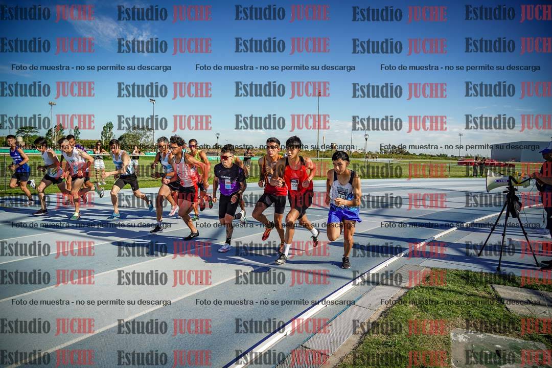 Fotos de los 1500 m llanos de varones