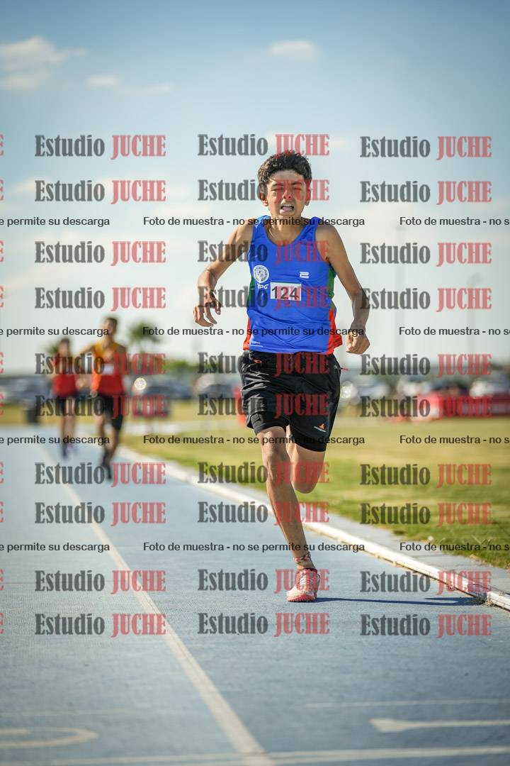 Fotos de los 600 m llanos de varones