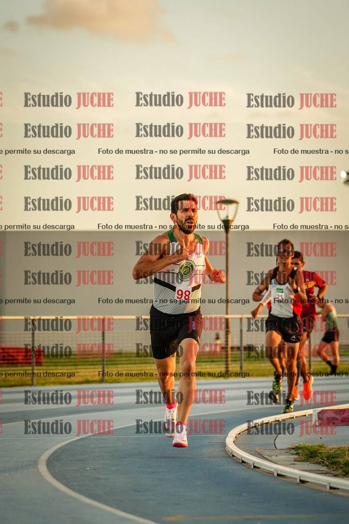 Fotos de los 3000 m llanos de varones