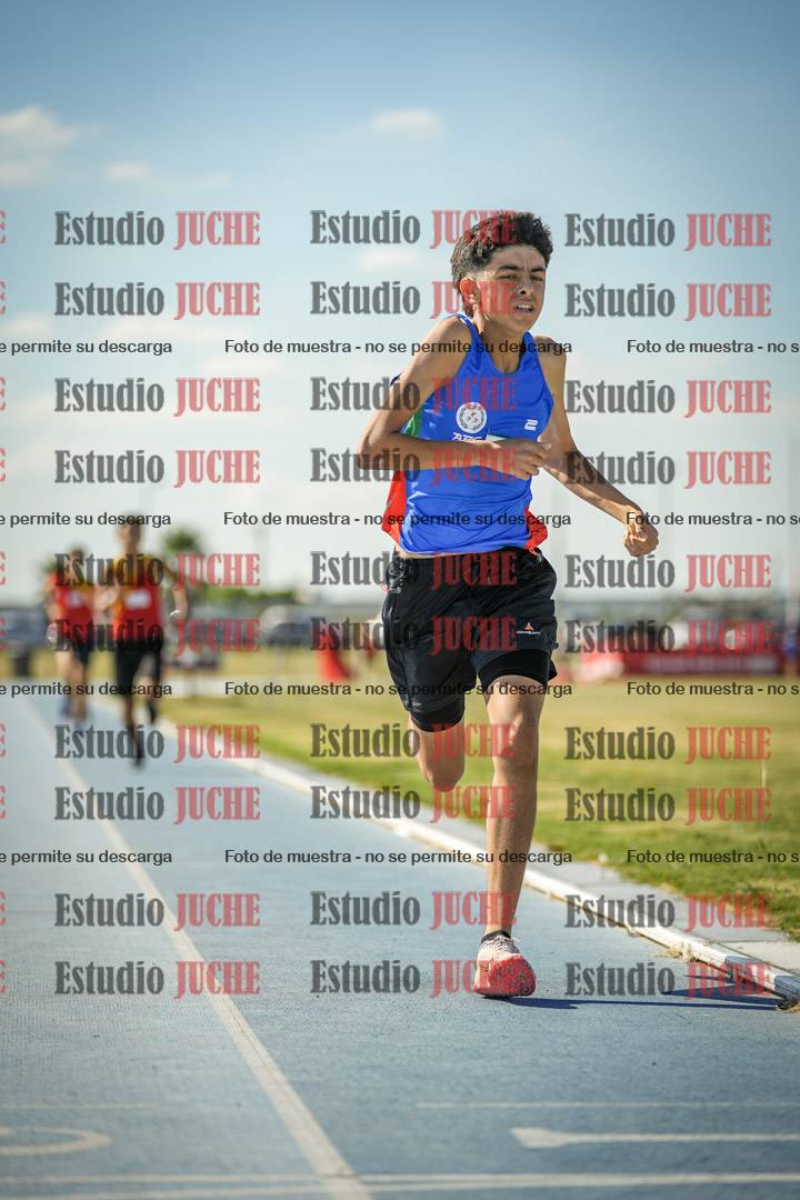 Fotos de los 600 m llanos de varones