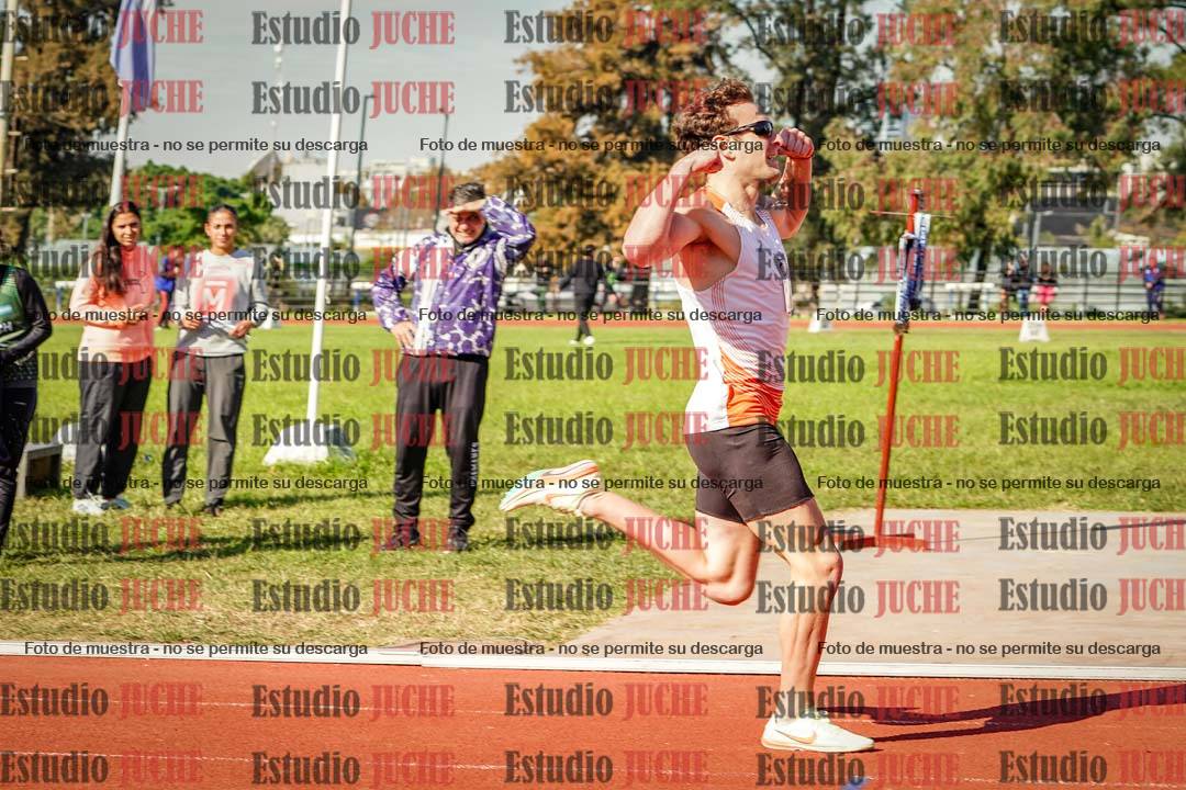 Fotos de los 800 m llanos de varones