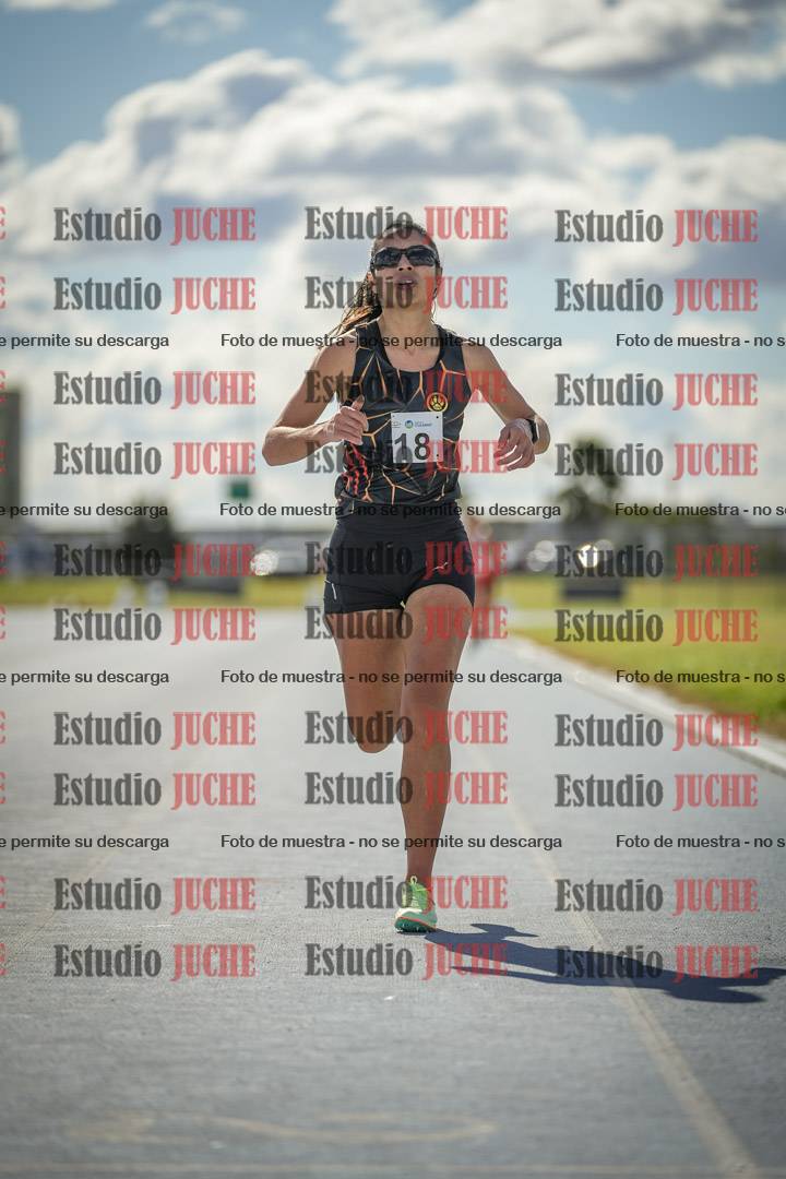 Fotos de los 5000 m llanos de mujeres