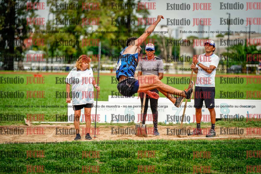 Fotos del salto en largo de varones - decatlón 2