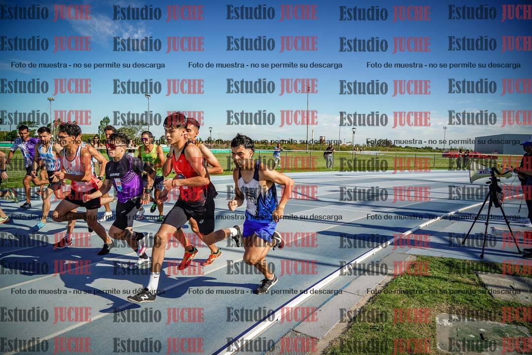 Fotos de los 1500 m llanos de varones