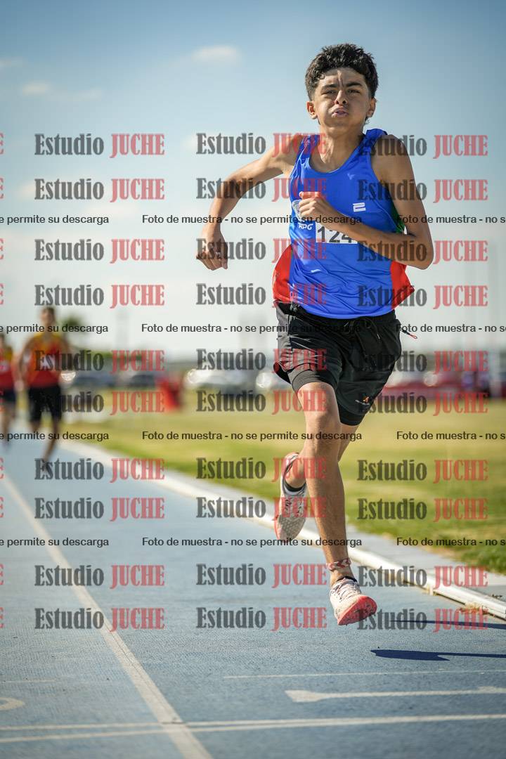 Fotos de los 600 m llanos de varones
