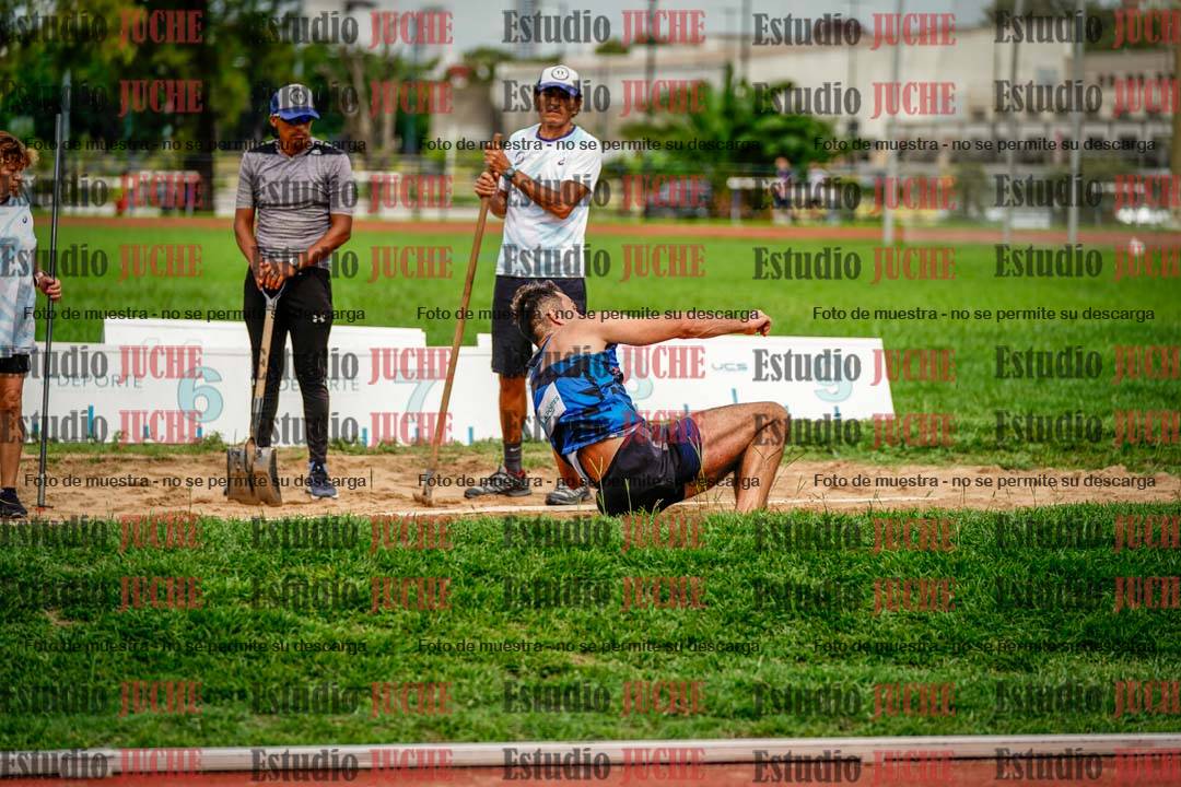 Fotos del salto en largo de varones - decatlón 2