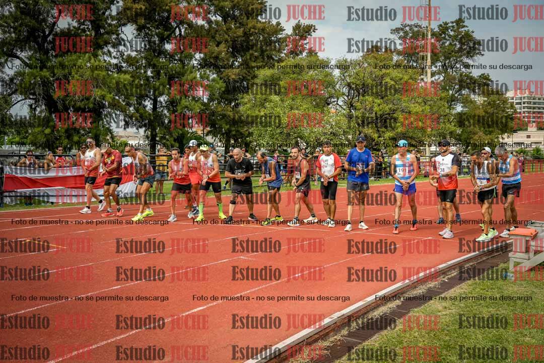 Fotos de los 3000 m llanos de varones