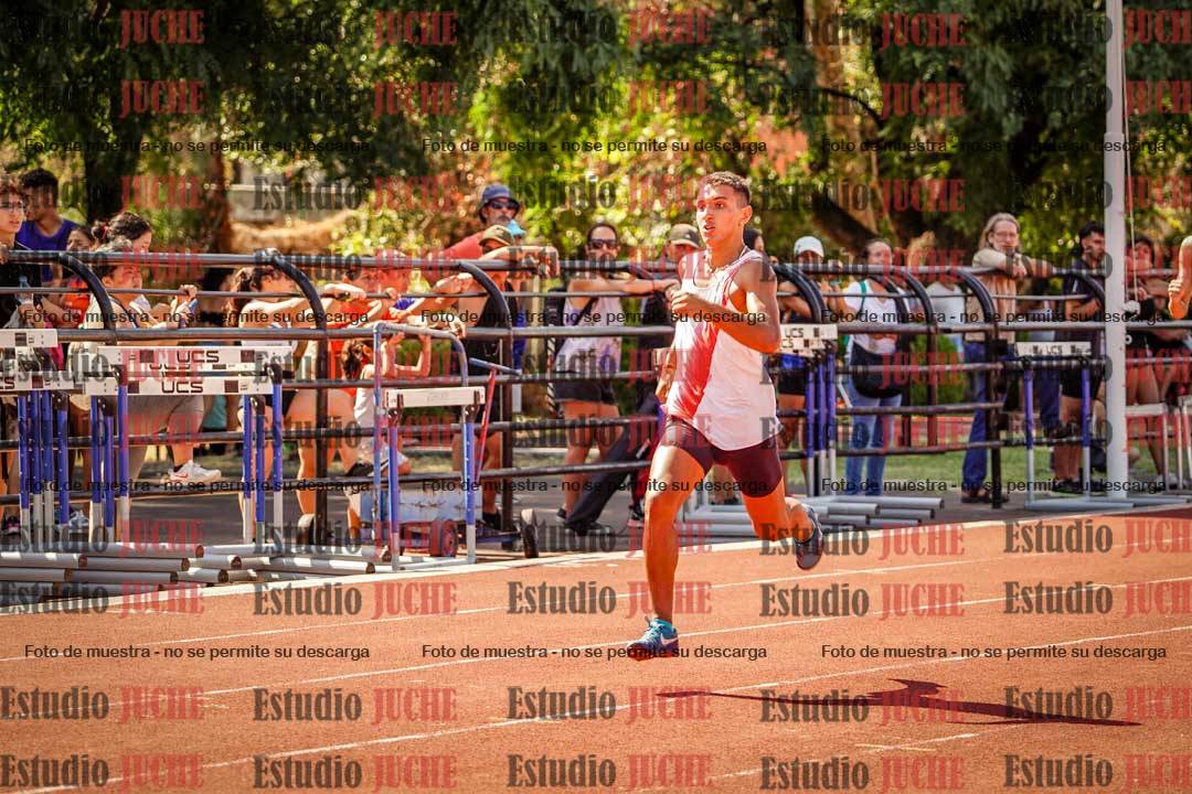 Fotos de los 400 m llanos de varones