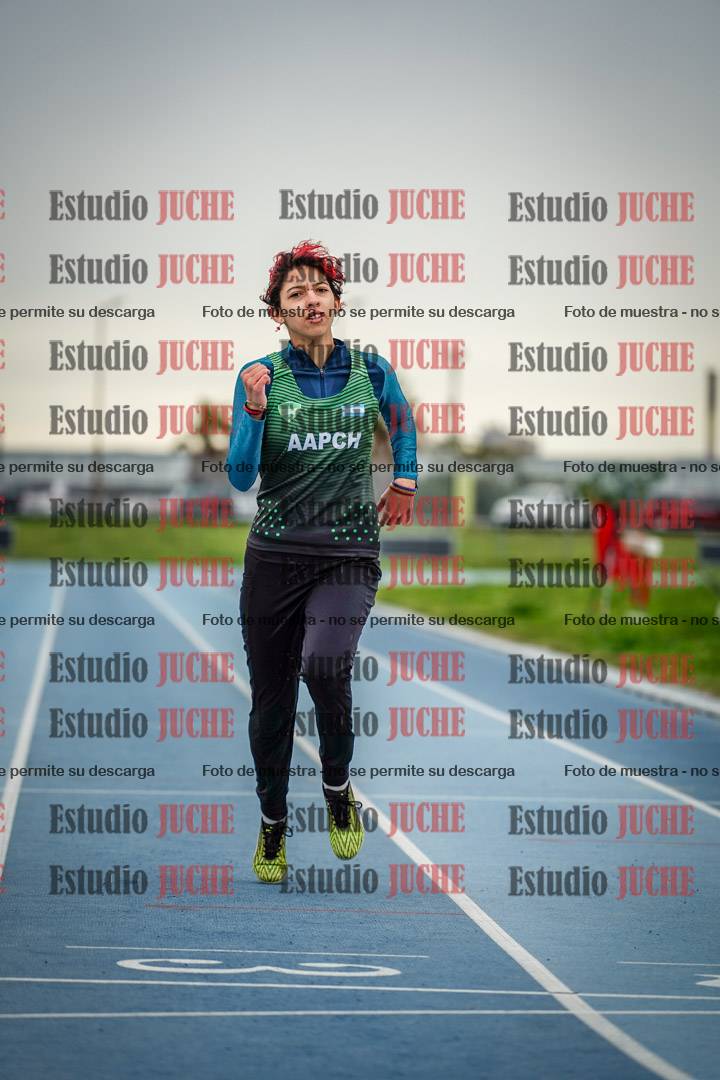 Fotos de los 300 m llanos de mujeres - U17