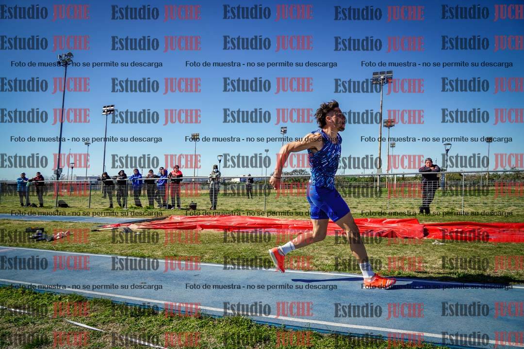 Fotos del salto triple de varones