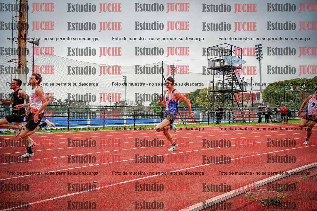 Fotos de los 200 m llanos de varones