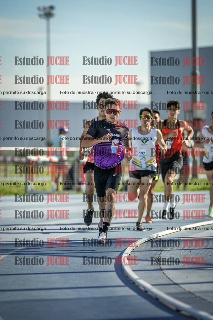 Fotos de los 1500 m llanos de varones