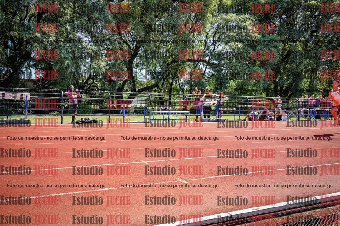Fotos de los 100 m llanos de varones