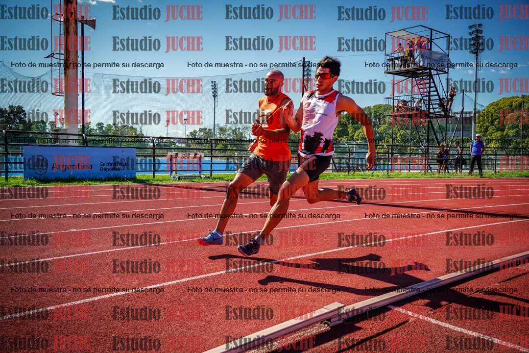 Fotos de los 200 m llanos de varones