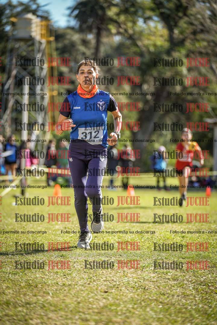 Fotos de la llegada del cross de 1500 m