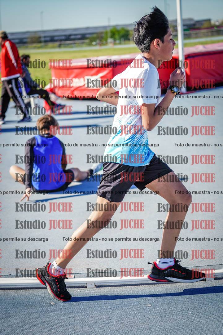 Fotos de los 2000 m llanos de varones