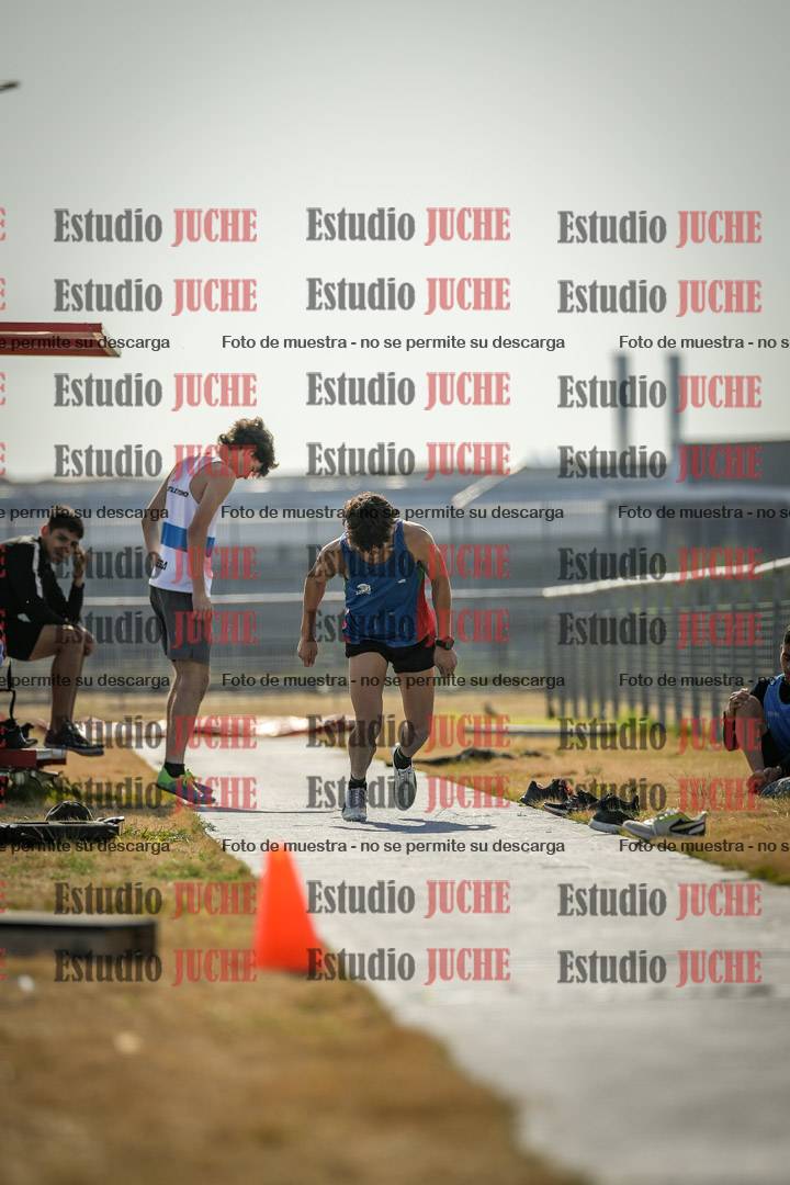 Fotos del salto triple de varones