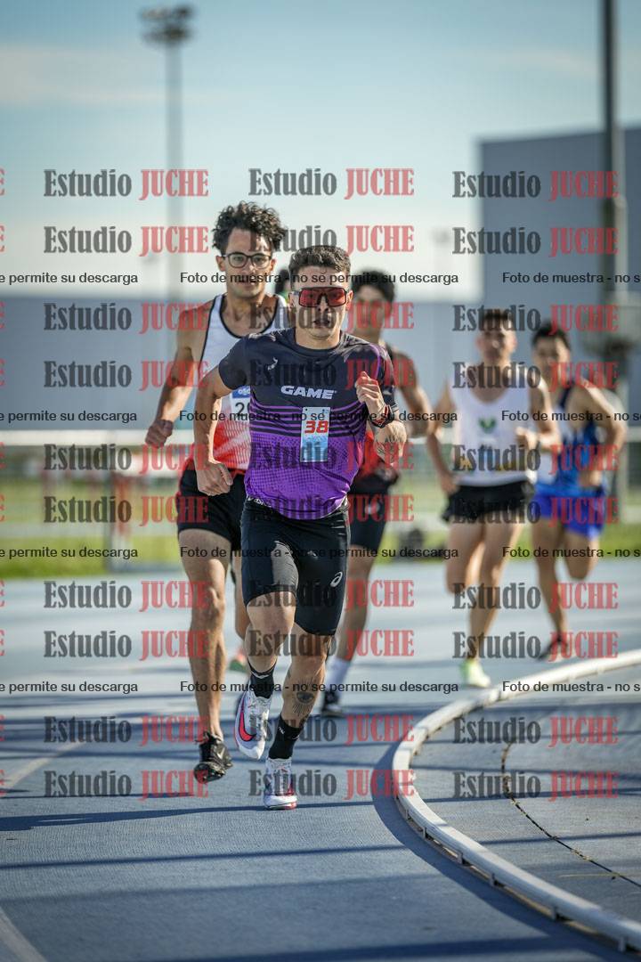 Fotos de los 1500 m llanos de varones