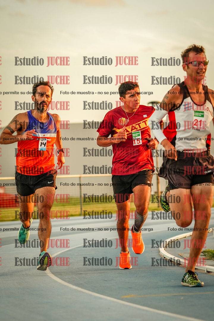 Fotos de los 3000 m llanos de varones