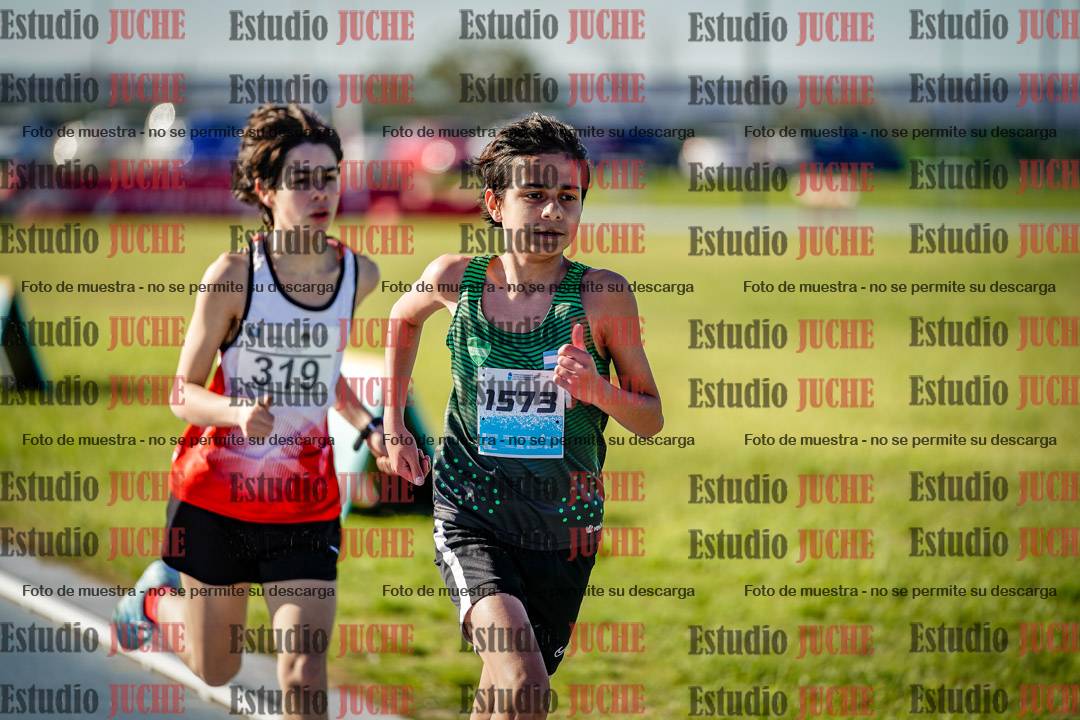 Fotos de los 2000 m llanos de varones