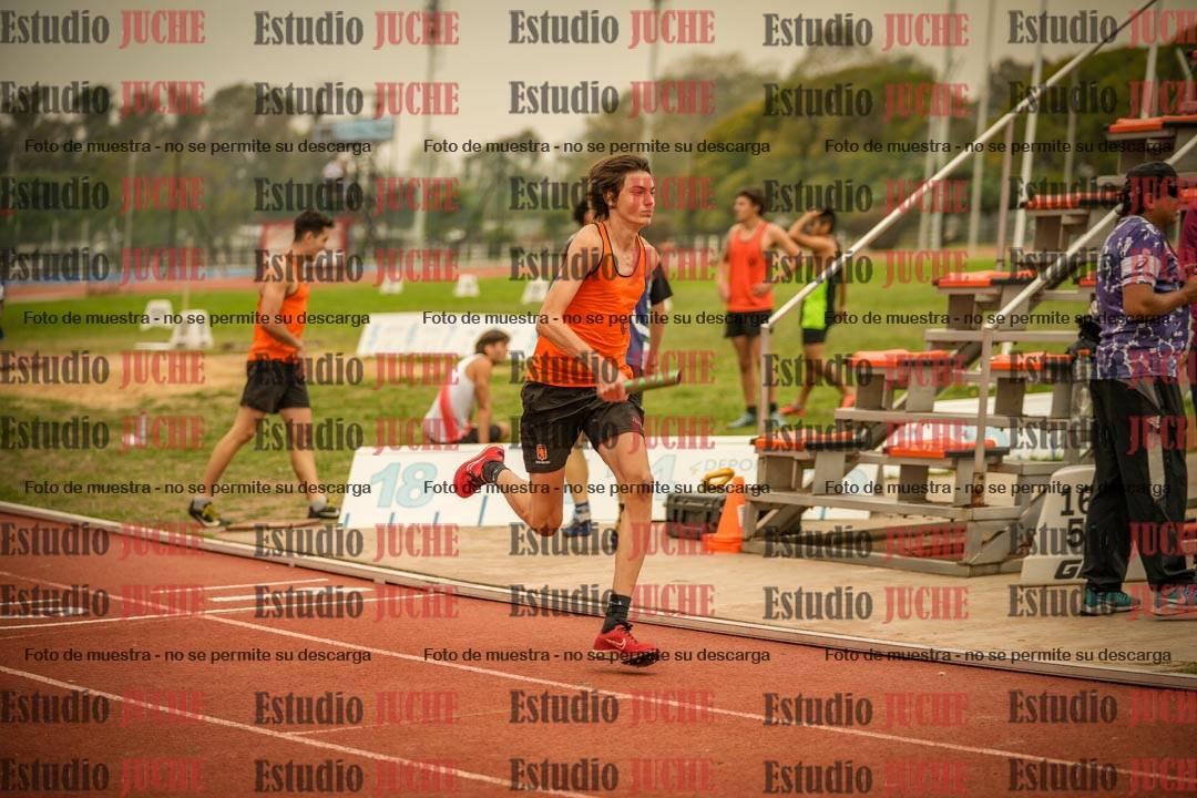 Fotos de las Postas 4x400 m de varones