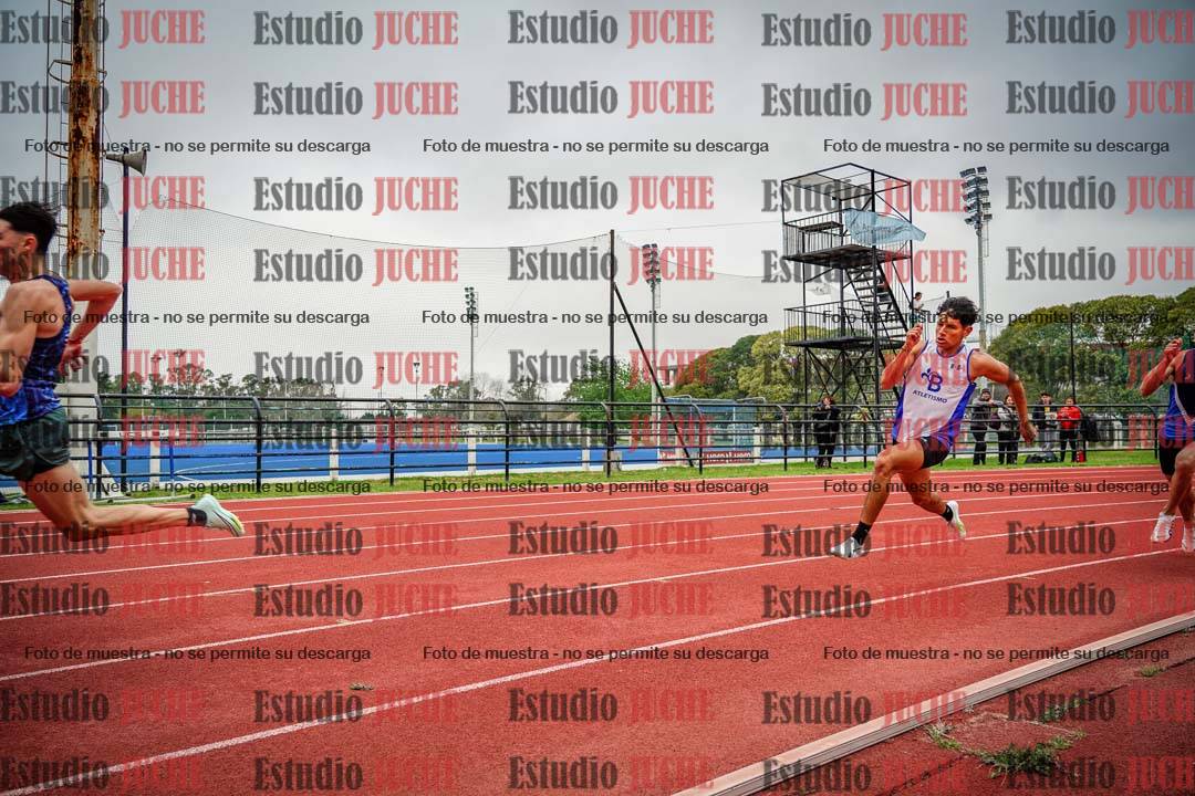 Fotos de los 200 m llanos de varones