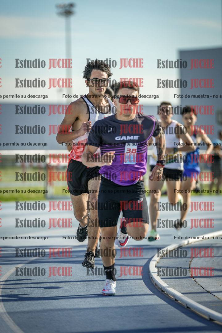 Fotos de los 1500 m llanos de varones