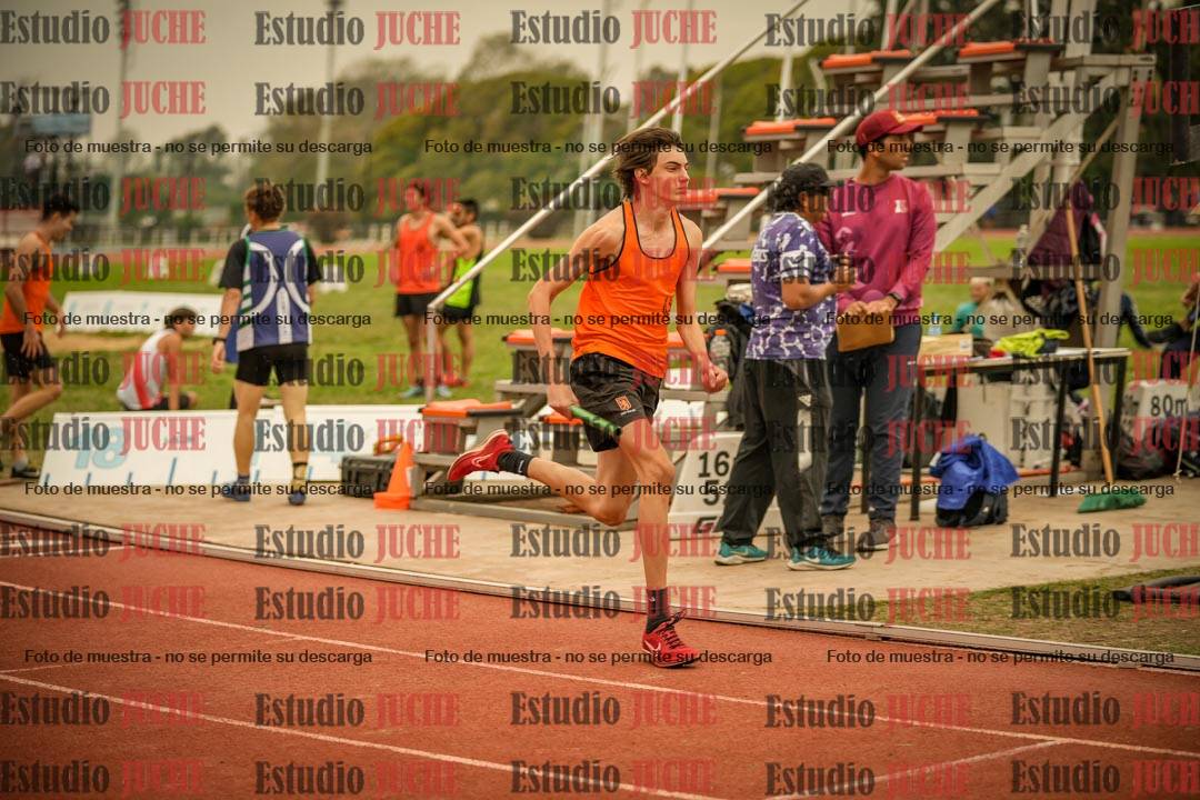 Fotos de las Postas 4x400 m de varones