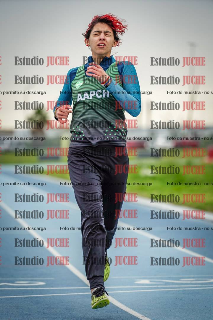 Fotos de los 300 m llanos de mujeres - U17