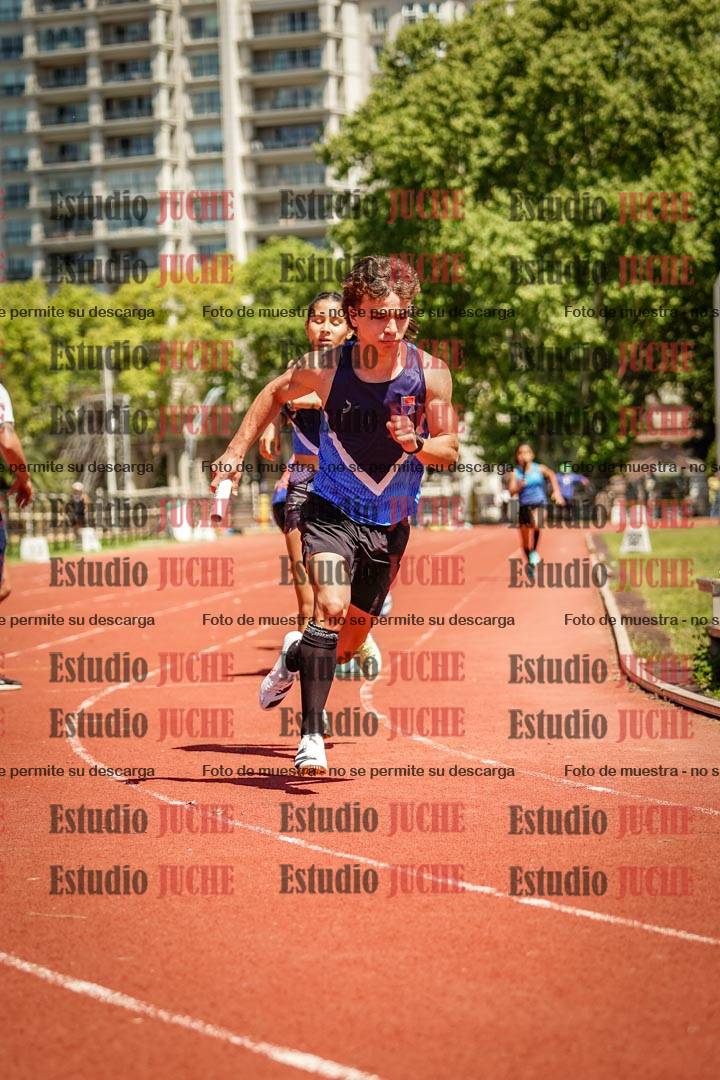 Fotos de las Postas 8x200 m de mujeres y varones - FINAL