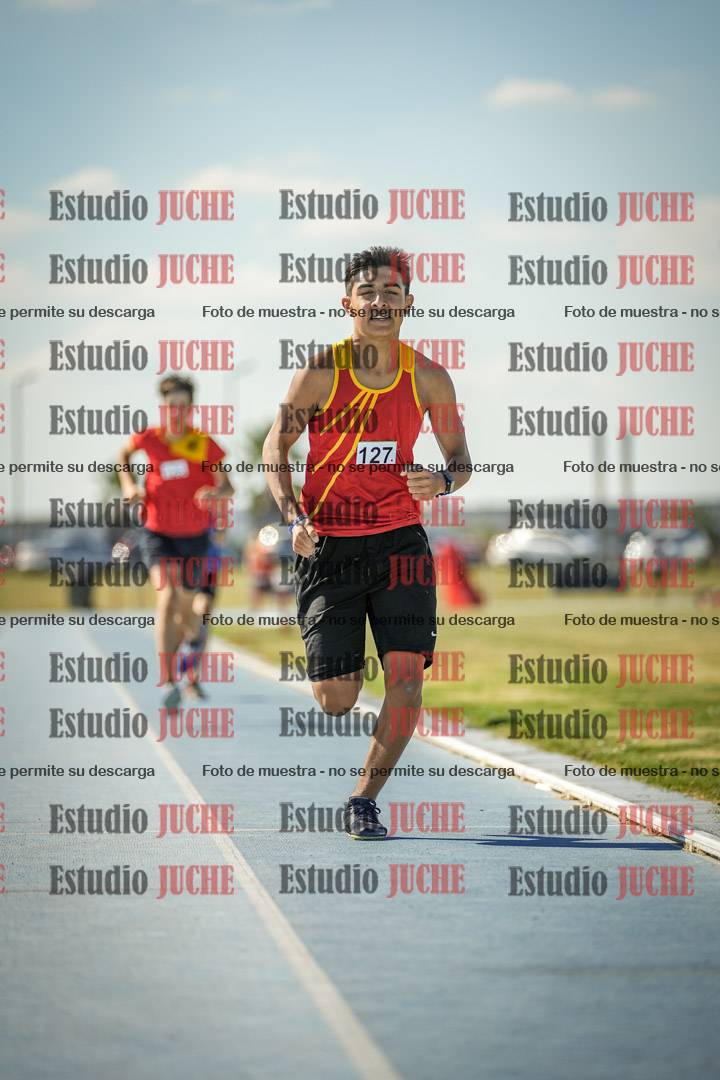 Fotos de los 600 m llanos de varones