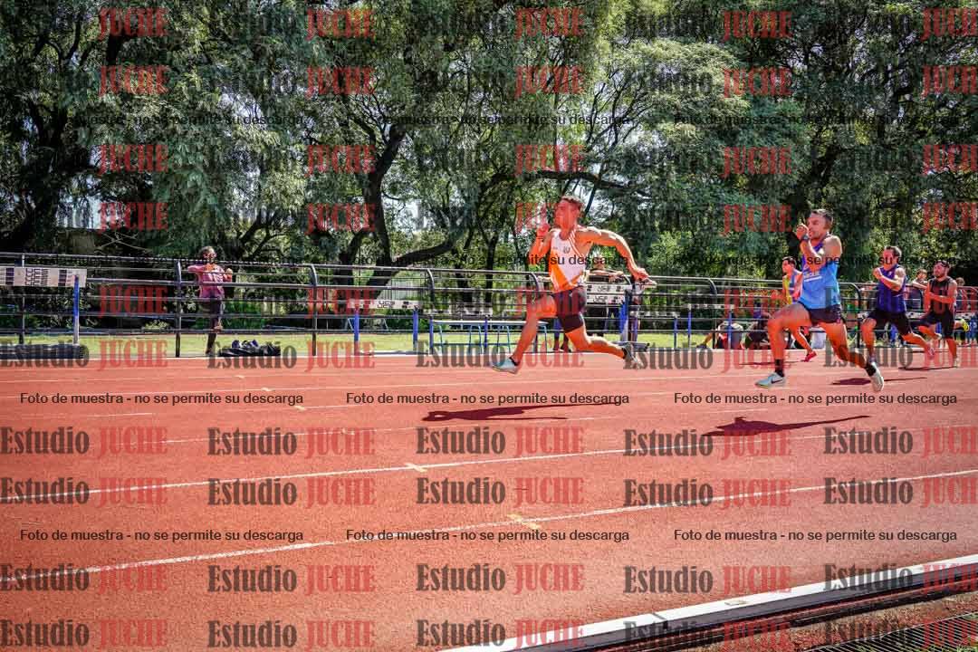 Fotos de los 100 m llanos de varones