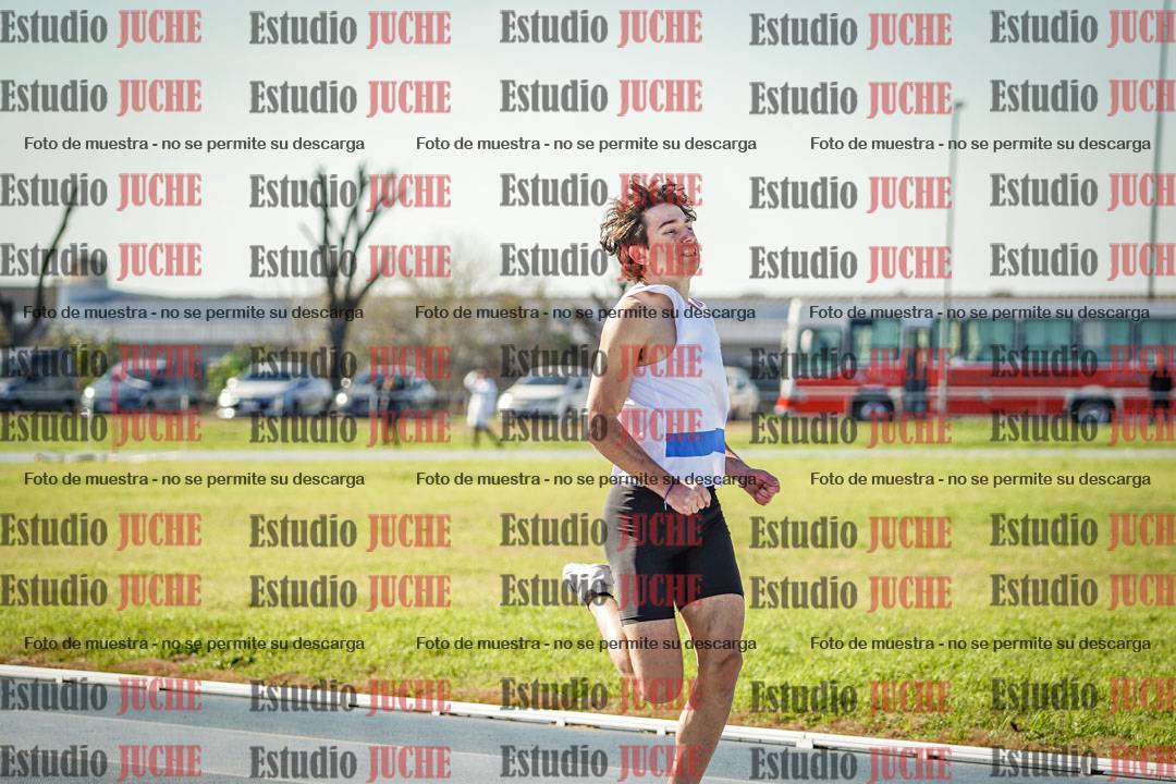 Fotos de los 400 m llanos de varones