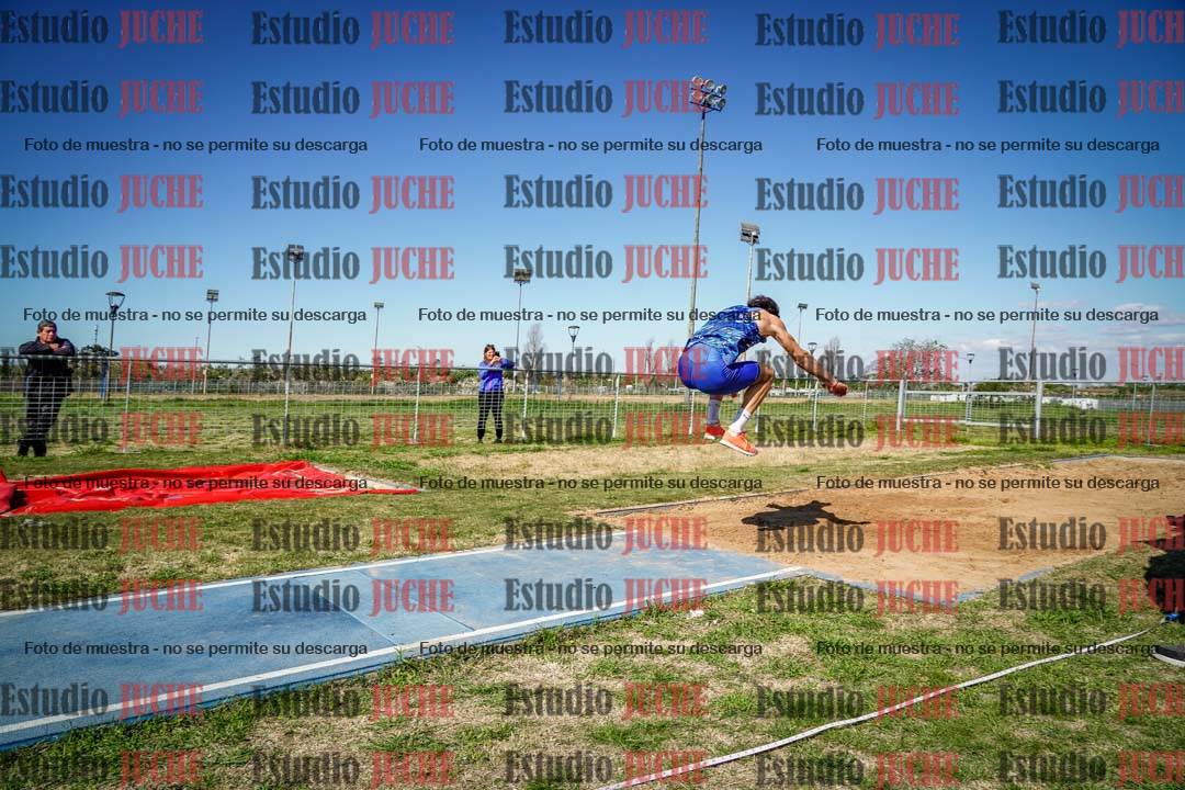 Fotos del salto triple de varones