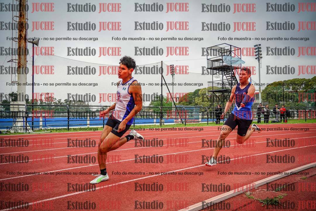 Fotos de los 200 m llanos de varones
