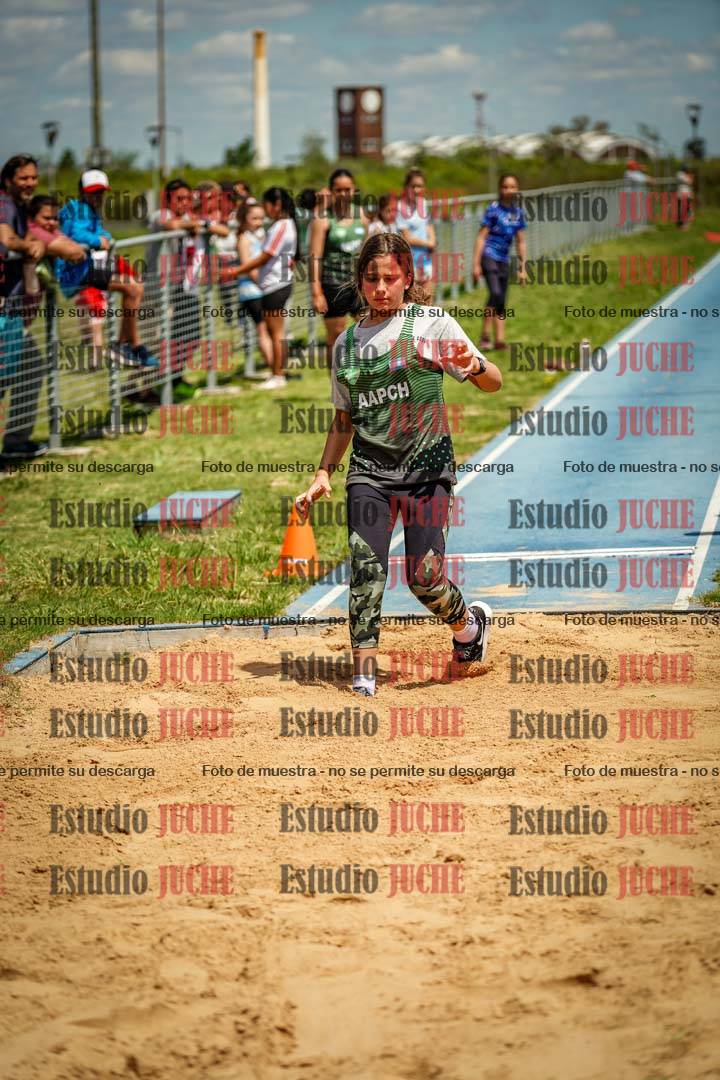 Fotos del salto en largo de mujeres - U12