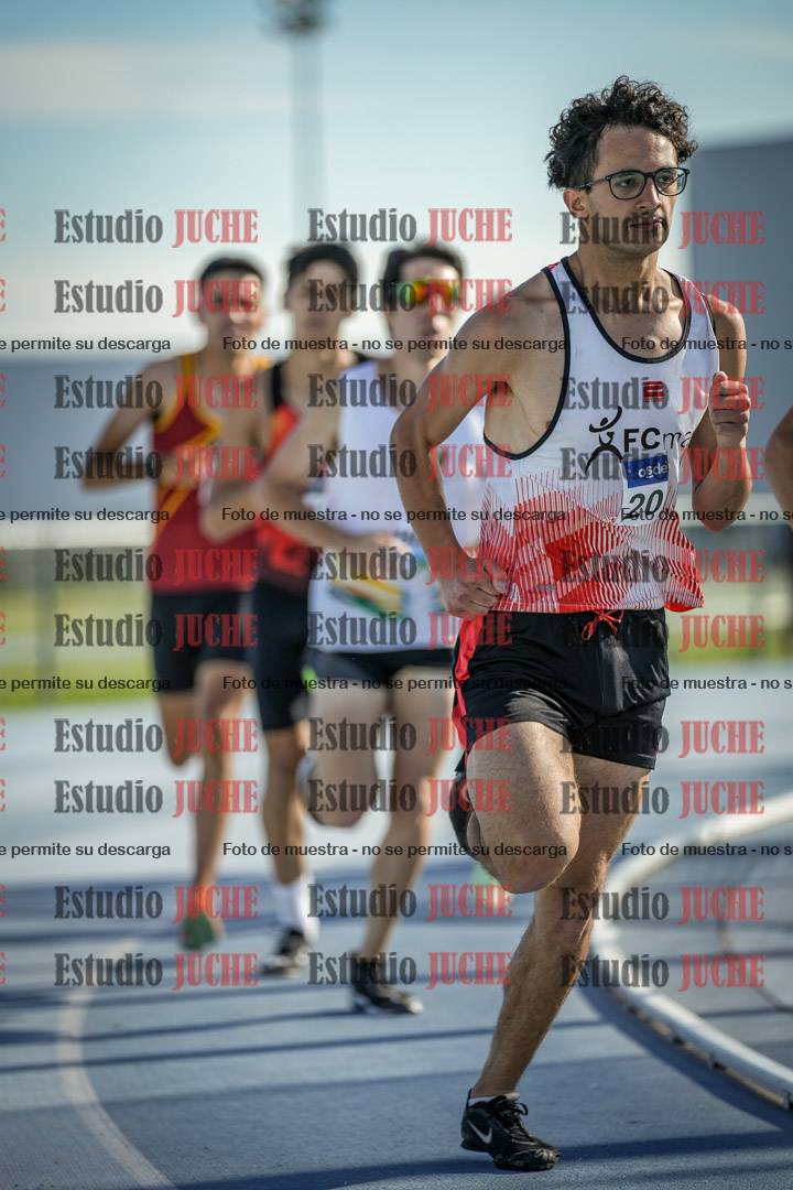 Fotos de los 1500 m llanos de varones