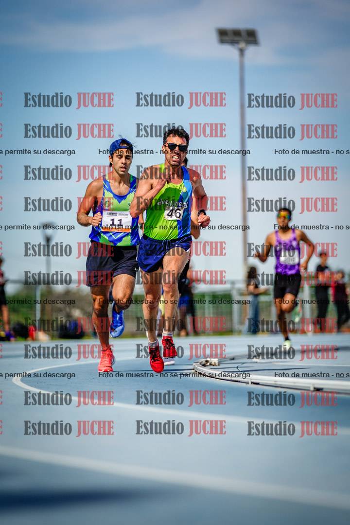 Fotos de los 3000 m llanos de varones