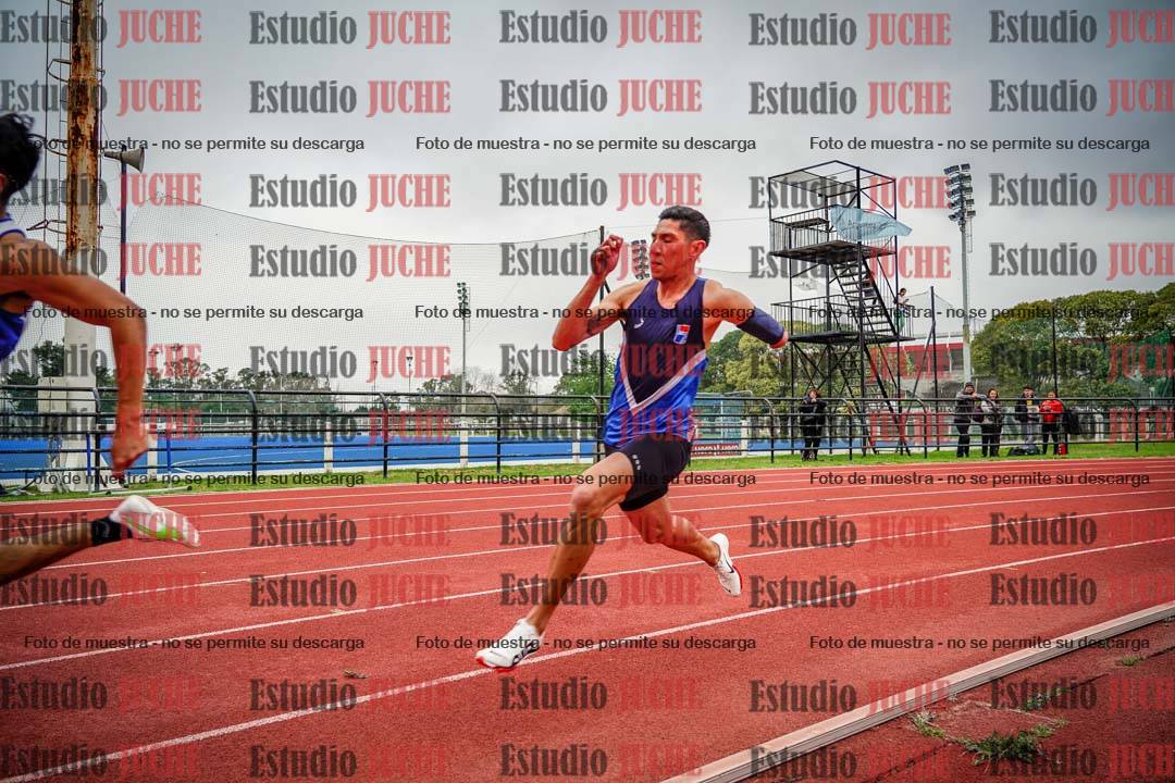 Fotos de los 200 m llanos de varones