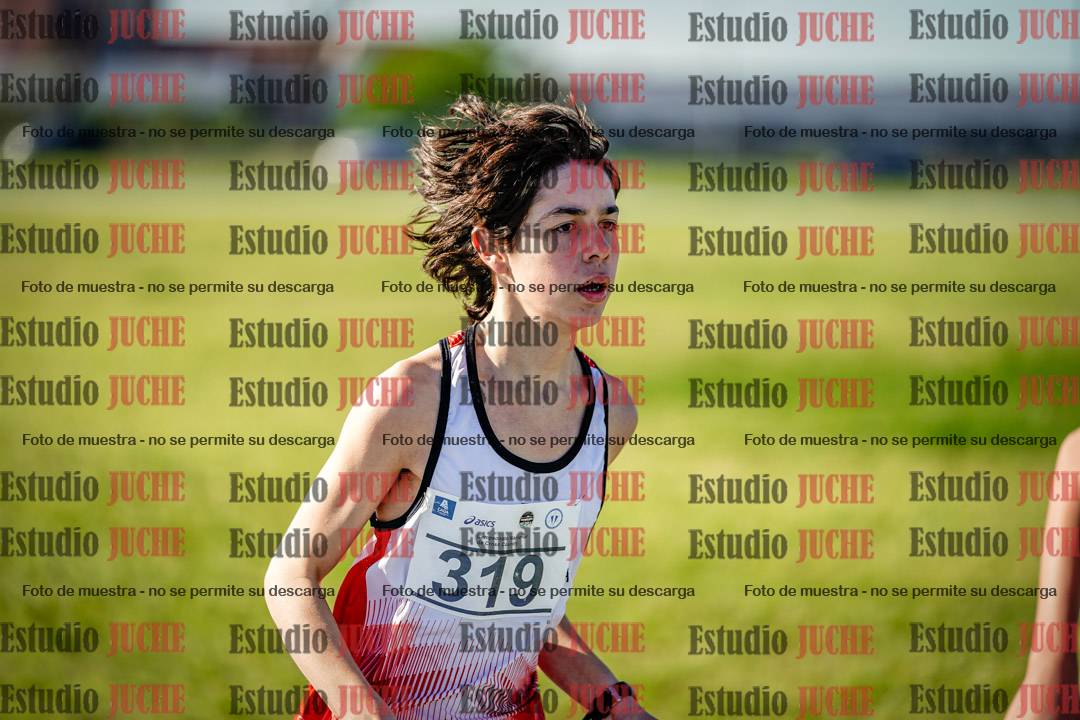 Fotos de los 2000 m llanos de varones