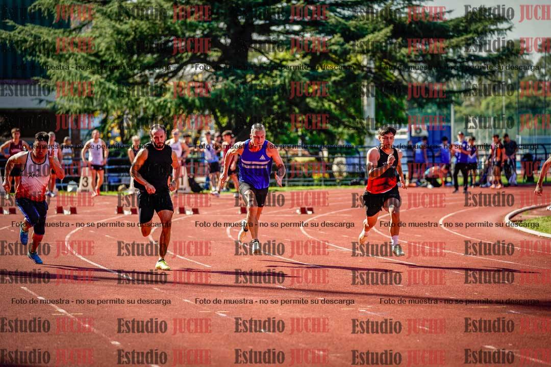 Fotos de los 100 m llanos de varones
