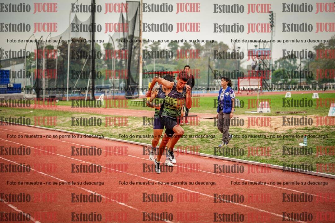Fotos de las Postas 4x400 m de varones