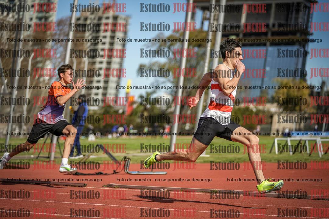 Fotos de los 200 m llanos de varones