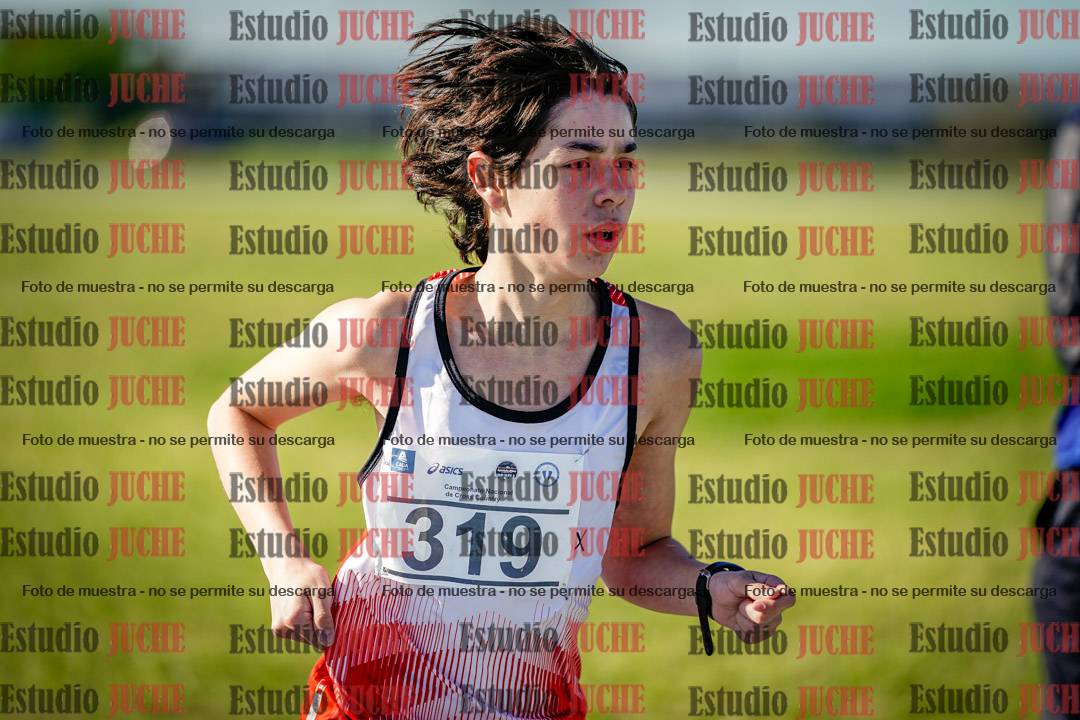 Fotos de los 2000 m llanos de varones