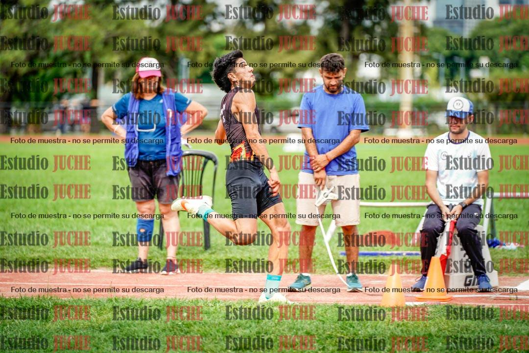 Fotos del salto en largo de varones - decatlón 2
